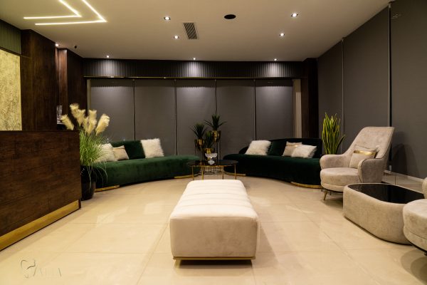 DSC01409 "Valia" is Your Home